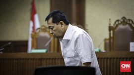 MK: Sidang Perdana Tipikor Gugurkan Praperadilan Setnov