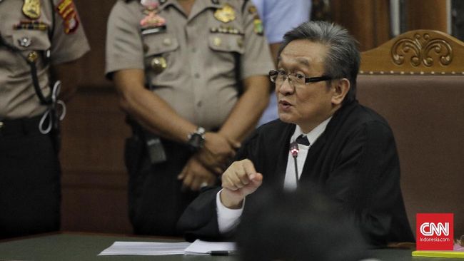 Kuasa Hukum Setnov Minta Dua Pekan Susun Nota Keberatan