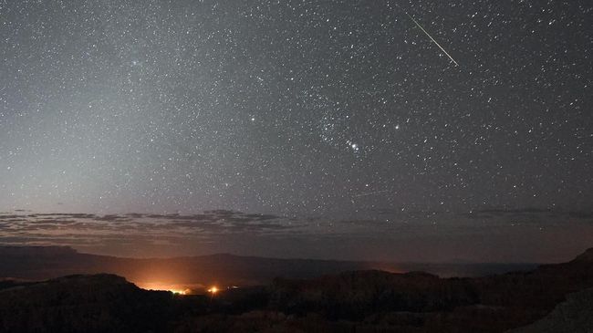 6 Fakta Hujan Meteor Unicorn Yang Hiasi Langit Malam Ini