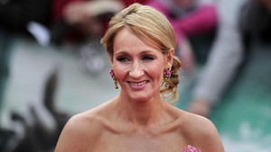 JK Rowling Klaim Pulih dari Gejala Covid-19