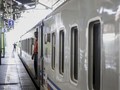 Kereta Api Jarak Jauh dan Kereta Bandara Kembali Normal