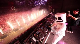 Musik 'Eta Terangkanlah' Jadi Aksi Kejutan Marshmello di DWP