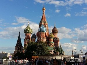 Katedral Santo Basil di Moskow Kebakaran, Tak Ada Korban