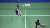 Penampilan Kevin Sanjaya/Marcus Fernaldi Gideon di turnamen ini sempat terhambat oleh cedera leher yang dialami oleh Marcus. (AFP PHOTO / MAHMOUD KHALED)