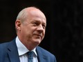 Theresa May Paksa Wakilnya Mundur karena Skandal Pornografi