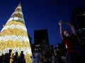 FOTO: Semarak Natal di Berbagai Negara