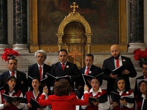 30 Lagu-lagu Natal tentang Kelahiran Yesus Kristus dan Lirik Lengkapnya