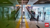 Keberangkatan pertama kereta bandara dari Stasiun Sudirman BNI City, akan dimulai pukul 3.40 pagi dan berakhir pukul 21.40 malam. Jakarta. Selasa, 26 Desember 2017.CNN Indonesia/Andry Novelino