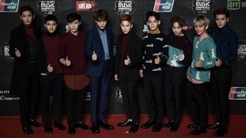 EXO dan CL Semringah Bertemu Moon Jae In dan Ivanka Trump