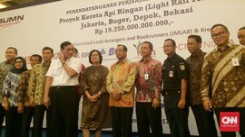 Menko Luhut Berharap Bunga Utang Proyek LRT Bisa Turun