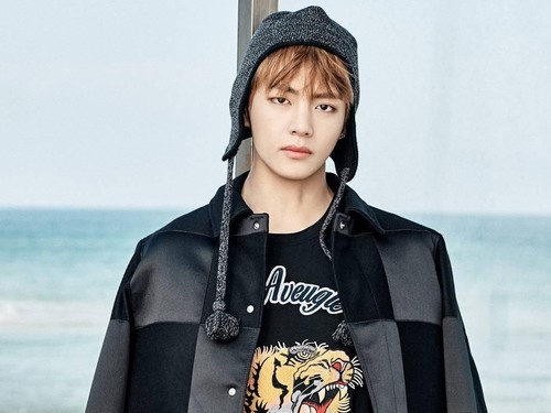 kim taehyung pria tertan di dunia terpilih jadi pria tertan sedunia v bts jalani operasi kim taehyung pria tertan di dunia terpilih jadi pria tertan sedunia v bts jalani operasi