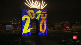 VIDEO: Perayaan Tahun Baru 2018 di Paris Dijaga Ketat