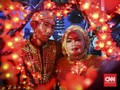 FOTO: Mengikat Janji Suci di Malam Pergantian Tahun