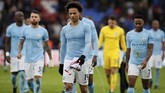 Hasil imbang melawan Crystal Palace membuat Manchester City kini unggul 14 poin atas Chelsea di puncak klasemen sementara Liga Primer Inggris. (REUTERS/David Klein)