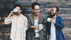 Lirik Lagu Mangu Fourtwnty ft Charita Utami yang Viral di Medsos
