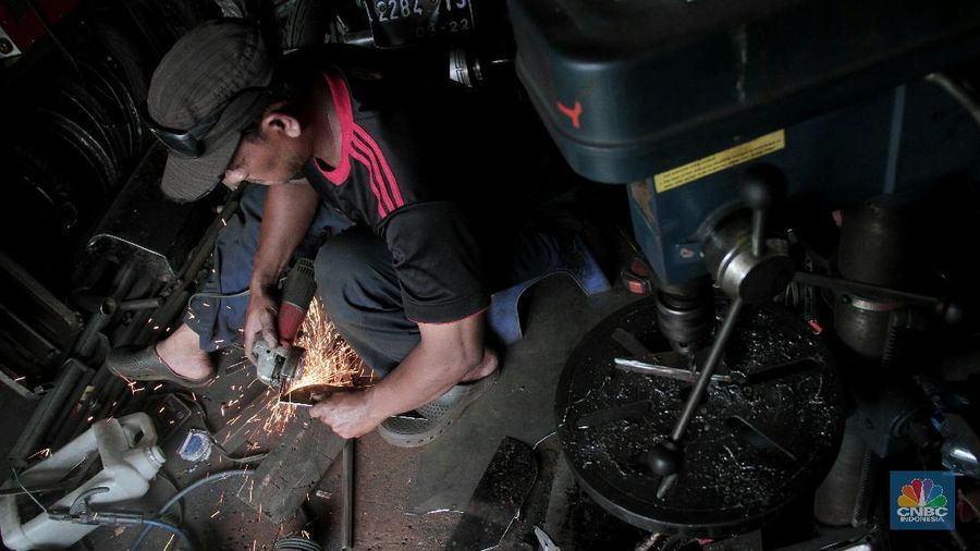 Dari sekian banyak produsen kendaraan terutama roda dua, tidak ada yang memenuhi kebutuhan kaum penyandang disabilitas