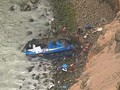 VIDEO: Penyelamatan Korban Bus Terjun dari Tebing di Peru