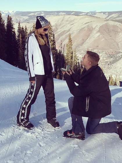 5 Fakta Chris Zylka, Pria yang Memberikan Paris Hilton Cincin Rp 27 M 1 5 Fakta Chris Zylka, Pria yang Memberikan Paris Hilton Cincin Rp 27 M 1