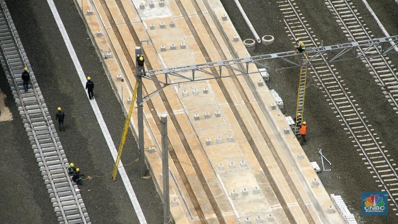 Proyek kereta berbasis rel (MRT) ini ditargetkan selesai pada tahun 2019, dan akan diuji coba pada bulan Agustus 2018 mendatang.
