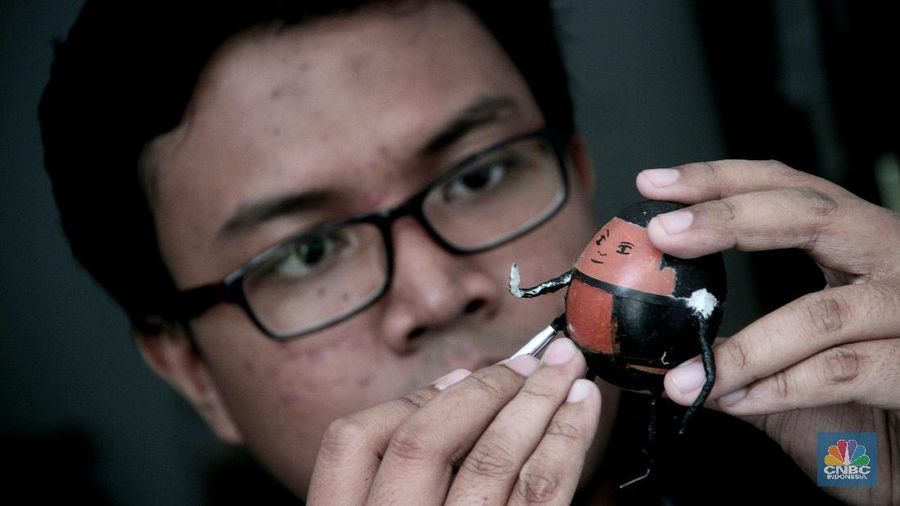 Action Figure dari Limbah Telur