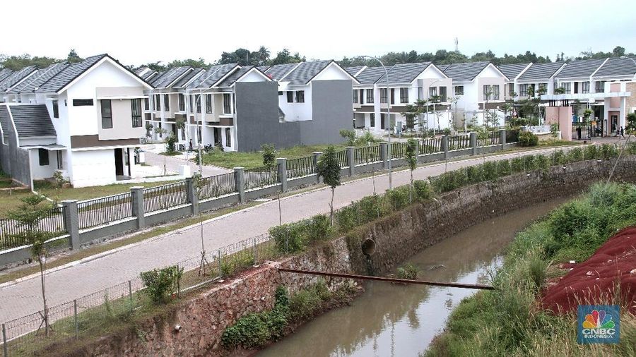 Pinjaman ini dikenakan bunga floating JIBOR 3 Bulan + 2.75%.