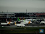 Kenapa Ponsel & Laptop Wajib Dimatikan Ketika di Pesawat?