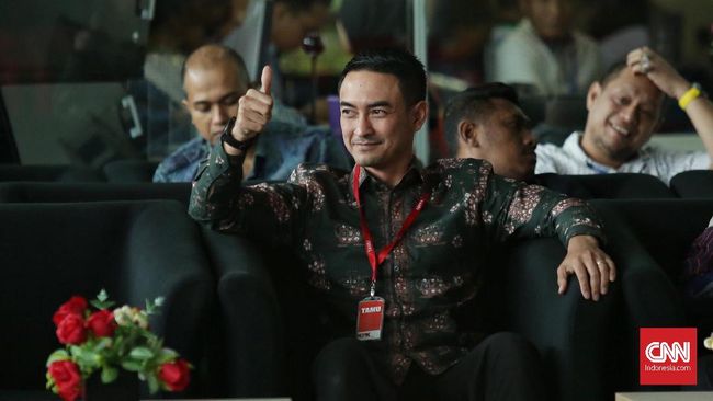 Gubernur Jambi Zumi Zola Tersangka di Surat Pencegahan KPK