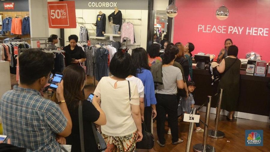 Kenaikan laba bersih didorong kenaikan penjualan perseroan tercatat sebesar 19,34% dari sebelumnya Rp 3,61 triliun pada kuartal I 2017 menjadi Rp 4,31 T