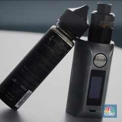 Tiru AS, China Setop Penjualan Rokok Elektrik di e-Commerce