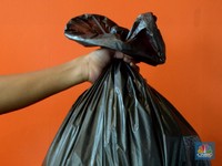 Penerapan Aturan Plastik Kresek Kena Cukai Tak Jelas