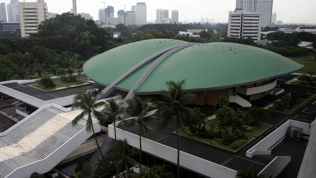 Sah! Rapat Paripurna DPR Setujui 5 Anggota Dewan Komisioner OJK