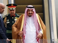 Wih! Raja Salman Bakal Lunasi Utang Jutaan Dolar Negara Ini
