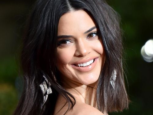 Intip Cara Kendall Jenner Dandan Cantik Hanya 5 Menit 1 Intip Cara Kendall Jenner Dandan Cantik Hanya 5 Menit 1