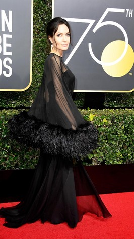 Foto: 10 Selebriti Berbusana Terbaik di Golden Globes 2018 Foto: 10 Selebriti Berbusana Terbaik di Golden Globes 2018