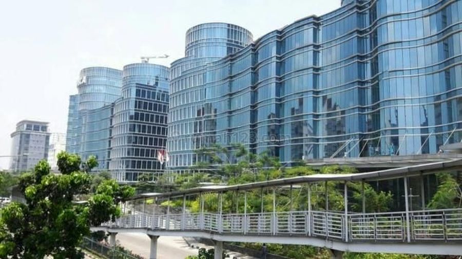Hingga akhir tahun 2018, total pasokan gedung perkantoran yang akan beroperasi di CBD Jakarta meningkat seluas 670.000 meter persegi.