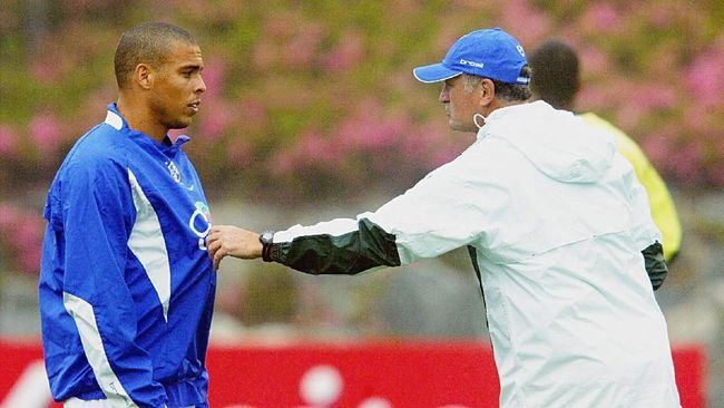 Ronaldo Mengaku Sembunyikan Alkohol Saat Masih Bermain Ronaldo Mengaku Sembunyikan Alkohol Saat Masih Bermain