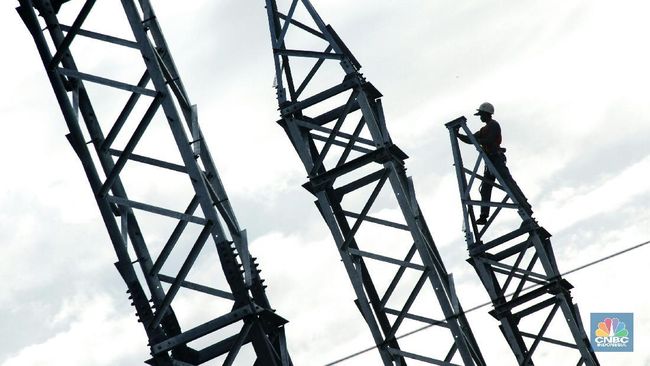 Jaringan Listrik Tahan Badai: Fondasi Energi untuk Indonesia Digital