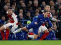 FOTO: Chelsea vs Arsenal Sama Kuat