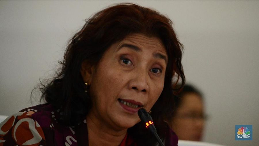 Menteri Kelautan dan Perikanan Susi Pudjiastuti memberi keterangan di Gedung Mina Bahari, Jakarta, Kamis (11/1/2018)
