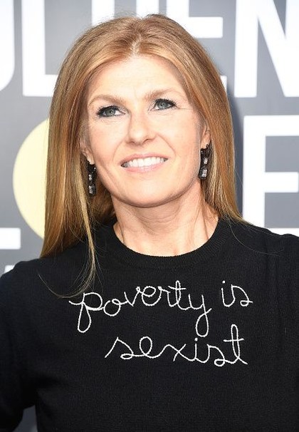 Dipakai di Golden Globes, Sweater Seharga Rp 5 Juta Ini Jadi Kontroversi Dipakai di Golden Globes, Sweater Seharga Rp 5 Juta Ini Jadi Kontroversi