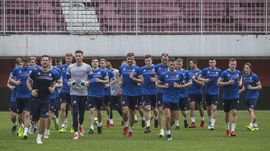 Penggawa Timnas Islandia Janji Kembali ke Indonesia