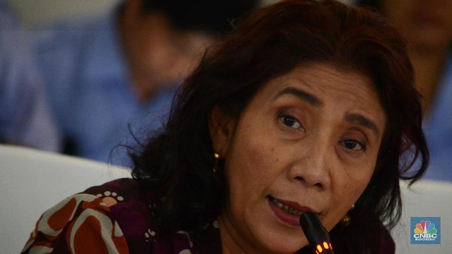 Menteri Kelautan dan Perikanan Susi Pudjiastuti memberi keterangan di Gedung Mina Bahari, Jakarta, Kamis (11/1/2018)