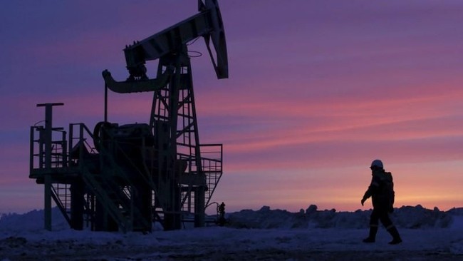 Harga Minyak Melonjak, DPR: Tenang! Pemerintah Punya Skenario