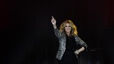 Setiap artis pasti punya gaya konsernya masing-masing, tak terkecuali sang diva bersuara tinggi Celine Dion yang akan segera melangsungkan konsernya di Jakarta. (AFP PHOTO / Martin BUREAU)