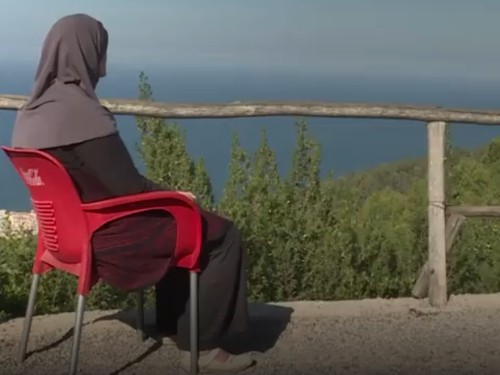 Kisah Pilu Wanita Berhijab yang Diceraikan Suami karena Kanker Payudara Kisah Pilu Wanita Berhijab yang Diceraikan Suami karena Kanker Payudara