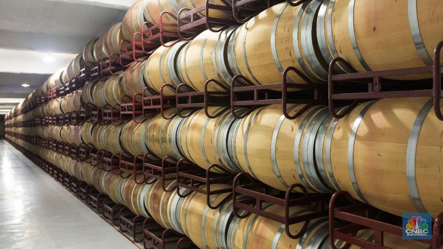 Produksi wine global telah merosot 8% menjadi 247 juta hektoliter pada 2017 dan berhadapan dengan situasi yang sama pada tahun ini.
