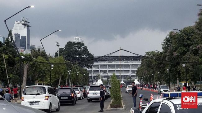 Kemenpora Peringatkan Pengelola Soal Balap Mobil di Area GBK