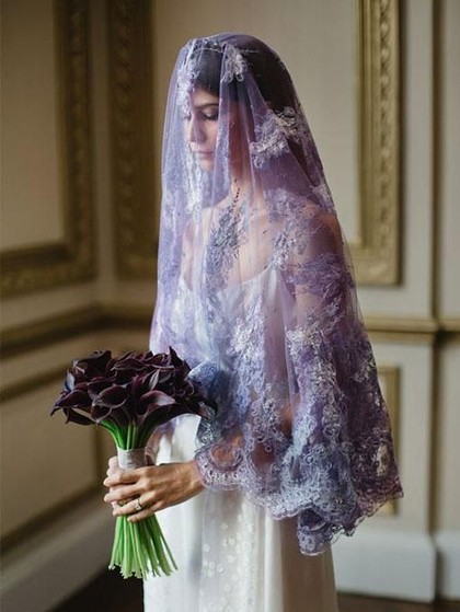 Romantis atau Kocak? Ada Veil Terbang di Pernikahan China Romantis atau Kocak? Ada Veil Terbang di Pernikahan China