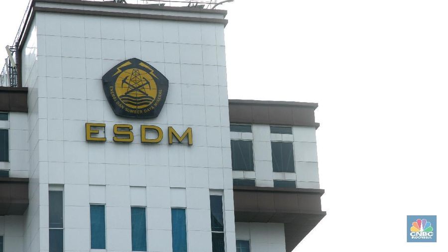 Investasi Swasta di sektor energi ditargetkan Rp 405 triliun atau 60% dari total dibutuhkan Rp 675 triliun.