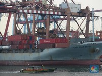Konsensus: Neraca Perdagangan Diramal Surplus US$ 325 Juta